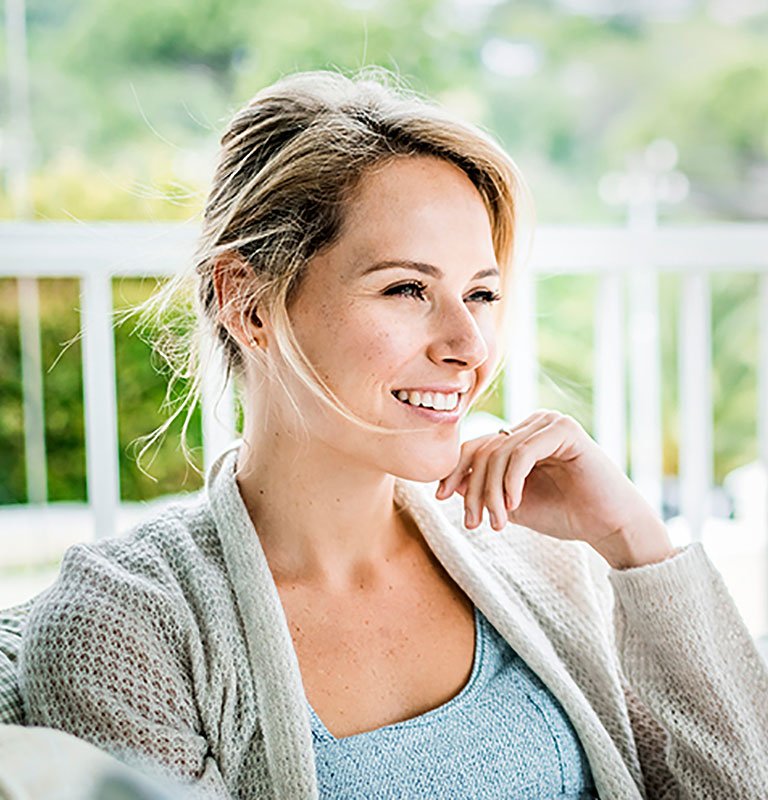 woman-sitting-balcony_lg